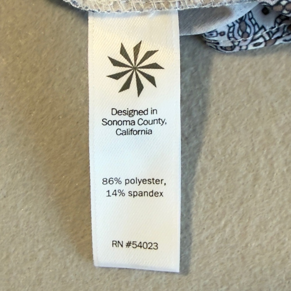 Athleta Women's Printed Drawstring Shorts, 2 Zipper Pockets Size 2 - Picture 7 of 12